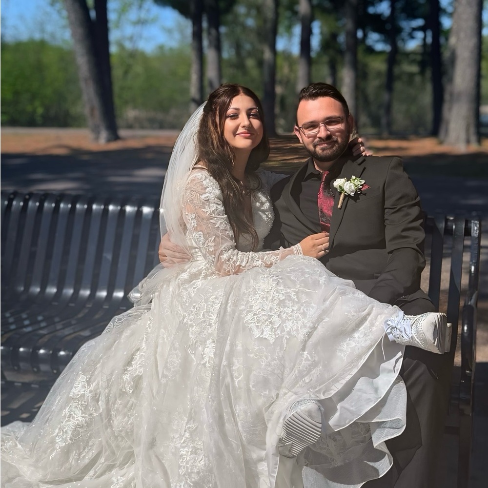 Oleg Cassini White Lace Wedding Dress - Picture 3 of 5